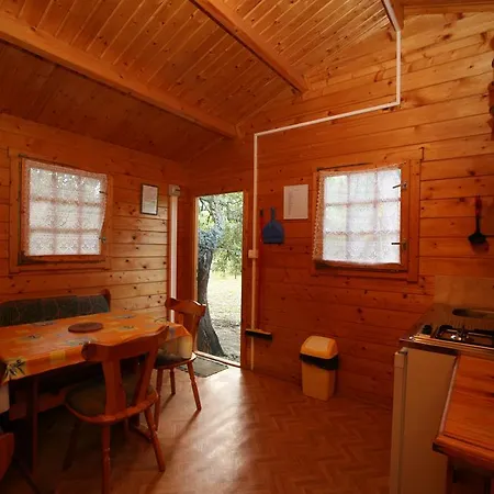 U Stabiacciu אתר קמפינג 3*